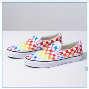 🌈 Checkerboard Slip on Vans! 🌈